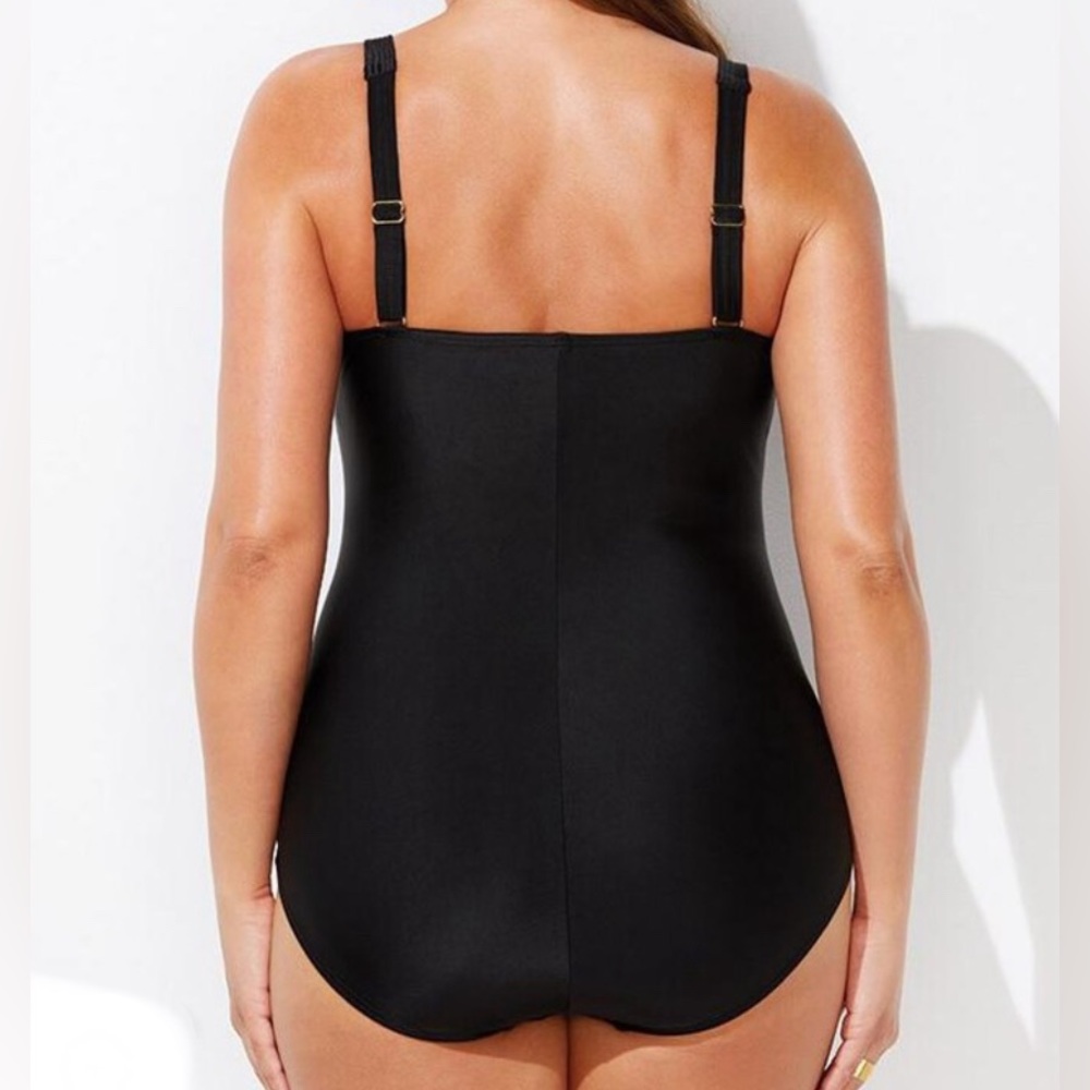 NWT- Swimsuits for All ‘Ruched Twist Front’ Control One Piece - Picture 2 of 8